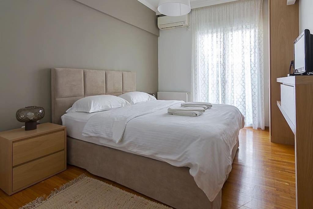 A Unique Apartment In The Historical Center-3Bds Athén Kültér fotó